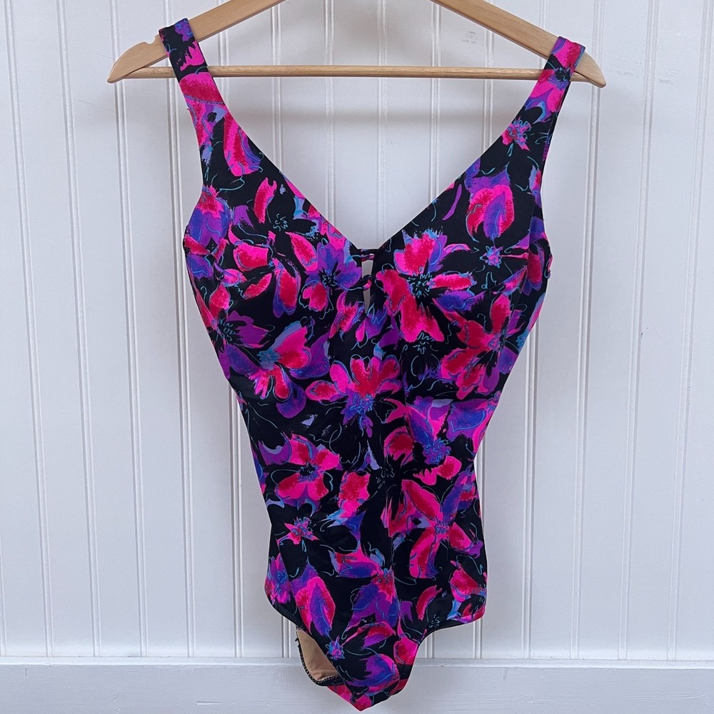 Maxine of Hollywood Vintage 90s One Piece Swimsuit Pin Up Pink Purple Floral XS